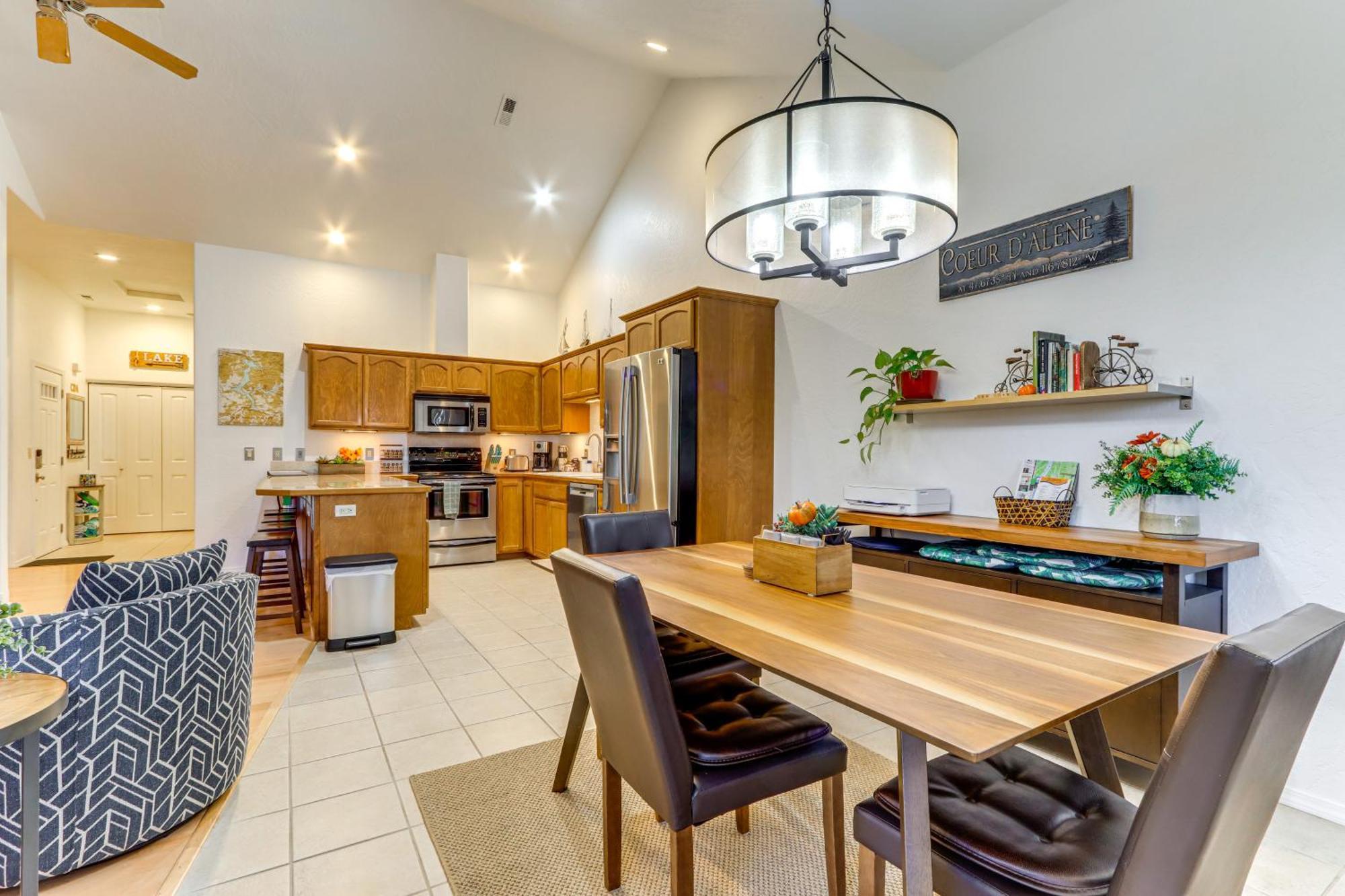 Modern Coeur Dalene Getaway Condo Walk Downtown! Coeur d'Alene Luaran gambar