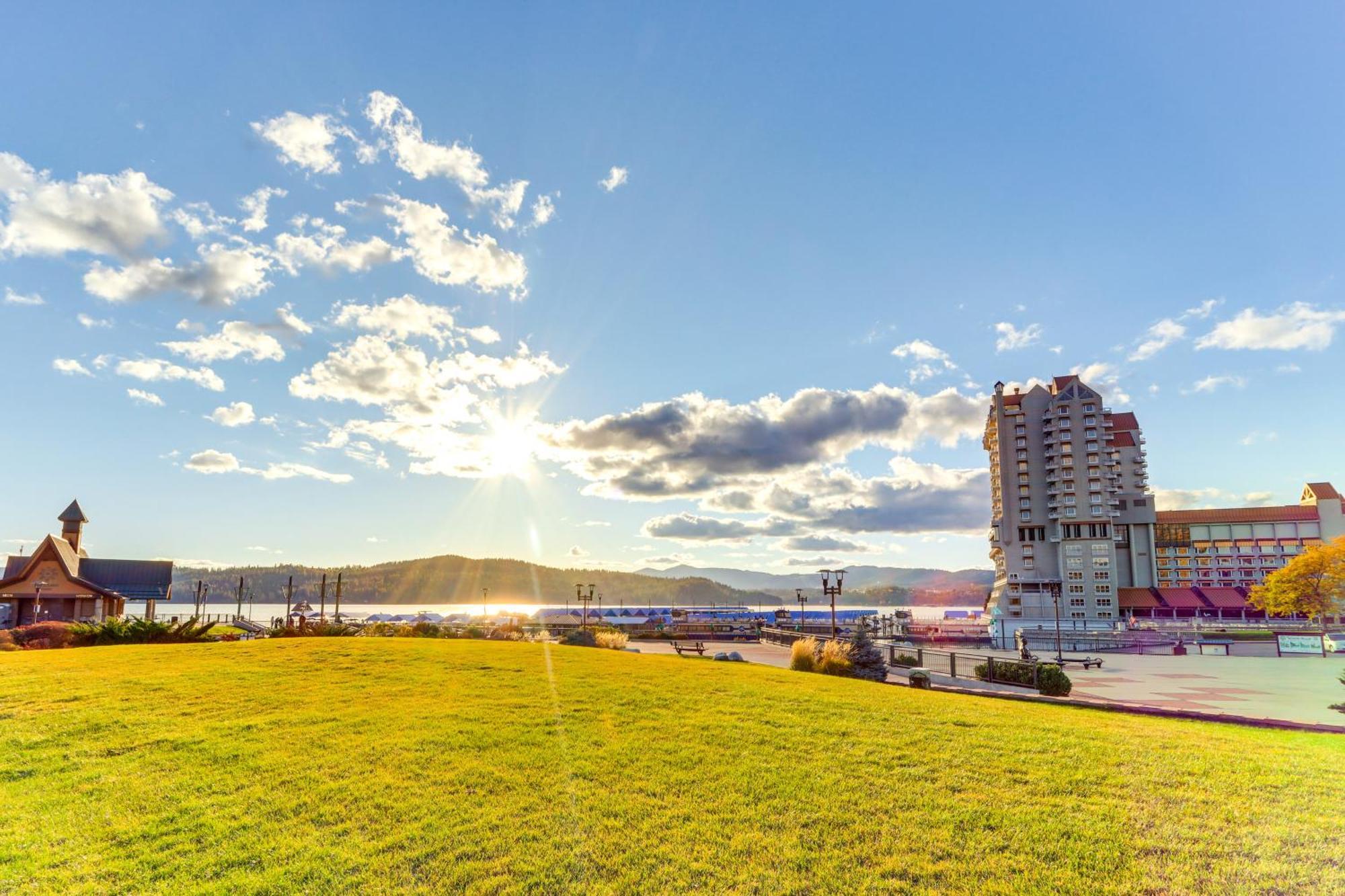 Modern Coeur Dalene Getaway Condo Walk Downtown! Coeur d'Alene Luaran gambar